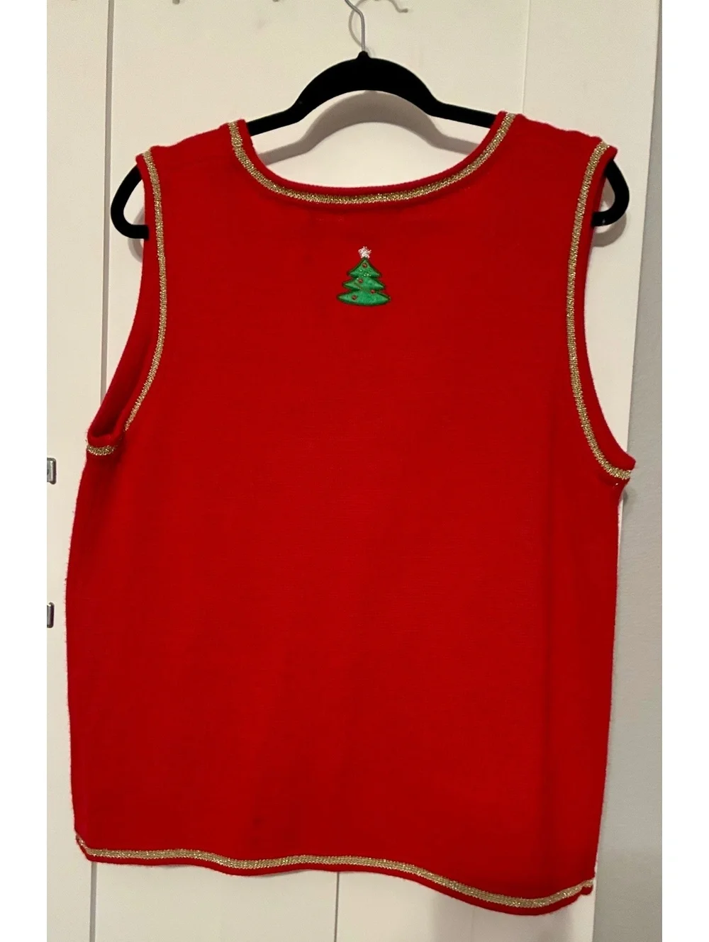 White Stag Women's Red Christmas Sweater Vest, Size Large (12-14).